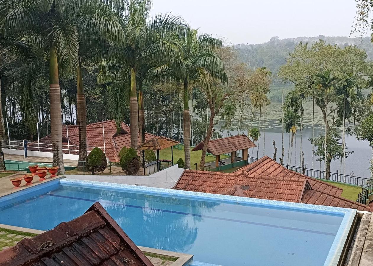 The Wave Lakeview Resort & Spa Wayanad Exterior foto